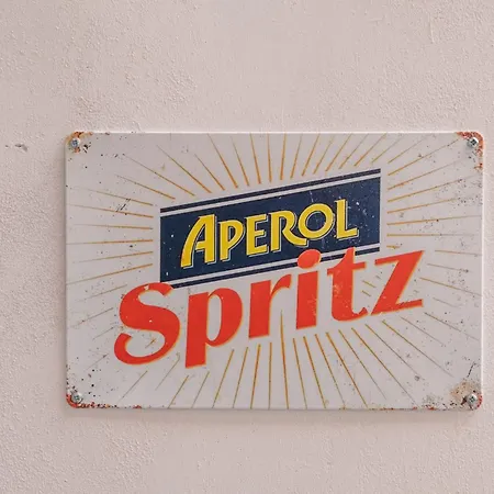 Campari & Aperol Lägenhet Iseo